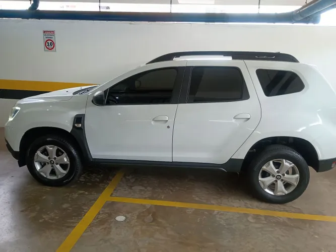 Duster 1.6 2024 intense apenas  41.000 km baixo impecável sem detalhe troco carro ou moto