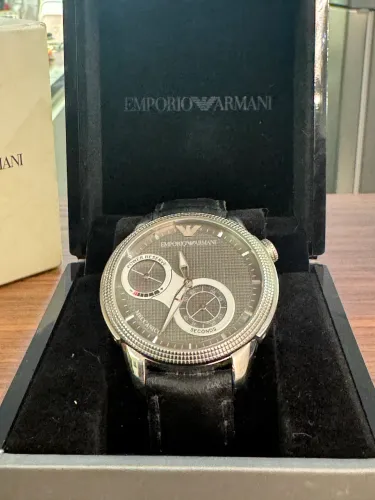 Relógio Armani mecânico 