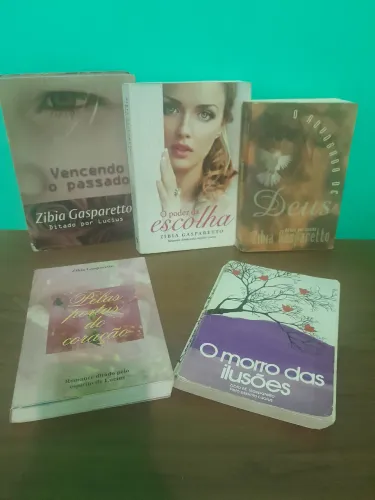 Romances espiritas Livros Zibia Gasparetto
