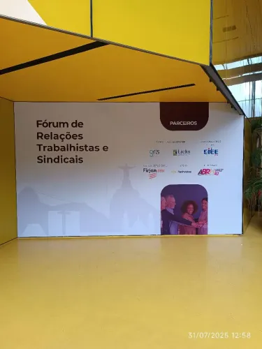 ADESIVADOR | INSTALADOR | COMUNICAÇÃO VISUAL 