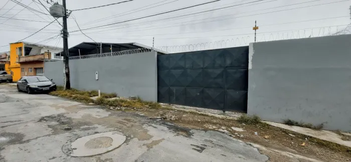 VENDO - Galpão com 288m² com terreno 625m² - BAIRRO RAIZ