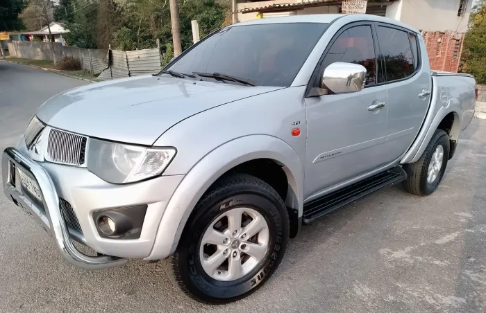 Triton 3.5 v6 4x4 FLEX 