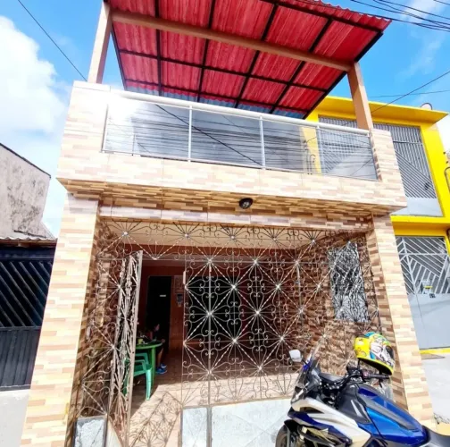 VENDO CASA NA CREMAÇAO PROXIMO AO SUPERMERCADO PORTUGAL