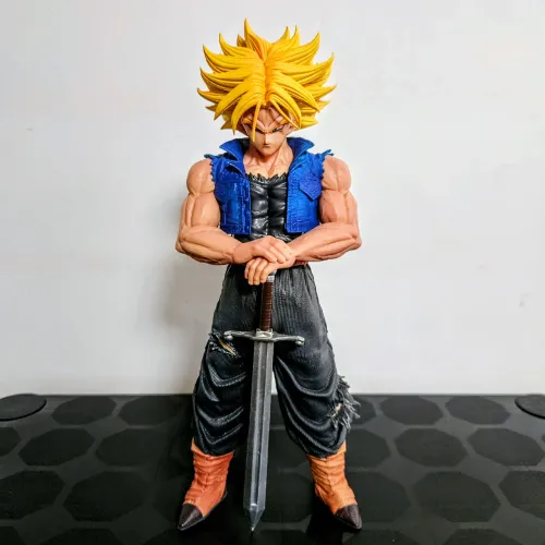 Action Figure Trunks do Futuro Super Saiyan com Espada - Dragon Ball Z (DBZ) Clássico