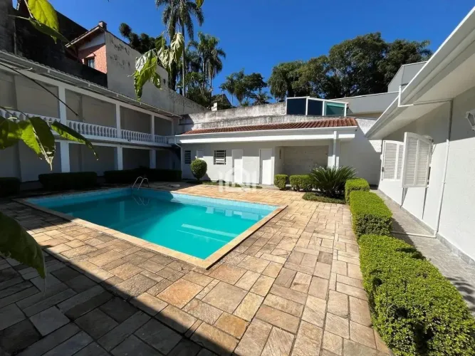 Casa para venda no condomínio Parque São Paulo