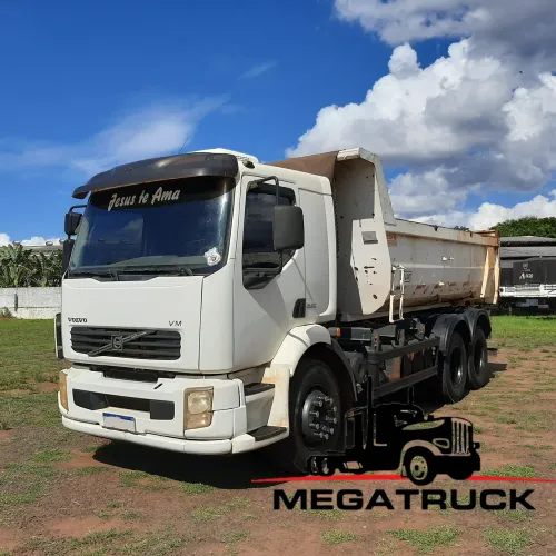 Volvo VM 260 Caçamba