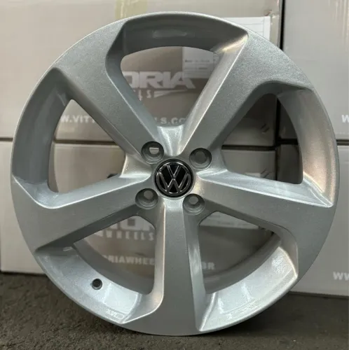 Rodas GTI aro 17 tala 7 furacão 4x100