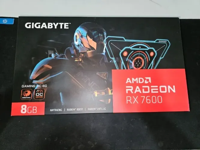 AMD RX 7600 Gigabyte GAMING OC