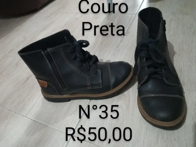 Bota de Couro e 3 Tênis 
