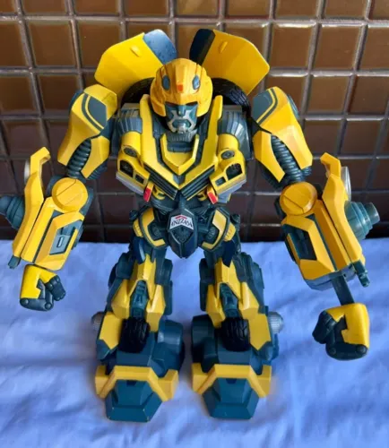 Transformers Bumblebee Hasbro 2006 - Articulado, Original, Raro! R$100,00