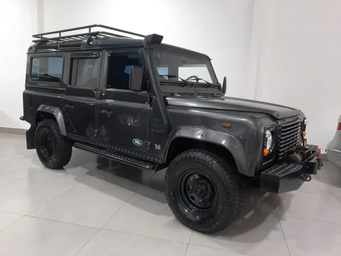 Land Rover Defender 110 TD5 2.5 4X4 Diesel 2003