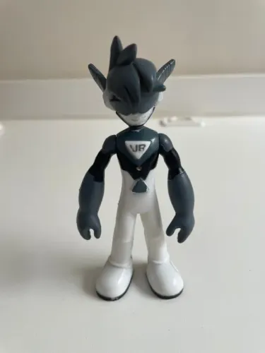 Boneco Ben 10
