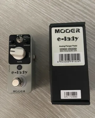 Pedal GUITARRA MOOER e-lady - Analog Flanger (Micro Series)