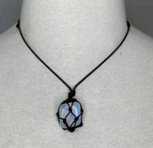 Colar artesanal pedra da lua azul 