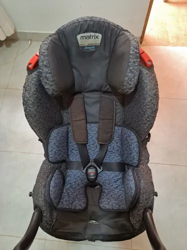 CADEIRA DE BEBÊ PARA CARRO - MATRIX EVOLUTION (BURIGOTTO) ÓTIMO ESTADO