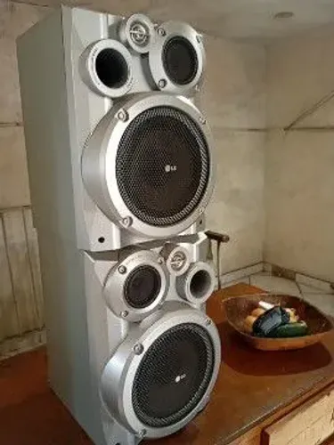 Vendo caixa de som marca lg