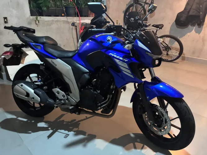 Fazer 250