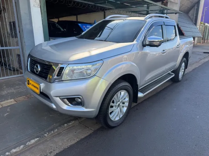 Nissan Frontier LE CD 4X4 2.3 Bi-TB Diesel Aut. 2020