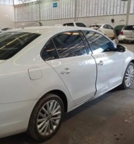 Sucata De JETTA TSI