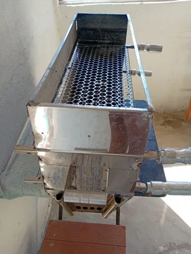 Churrasqueira para espetinho 