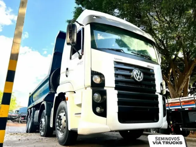 Caminhão Volkswagen 30.330 8x2 Bitruck Caçamba Basculante Revisado Com Garantia