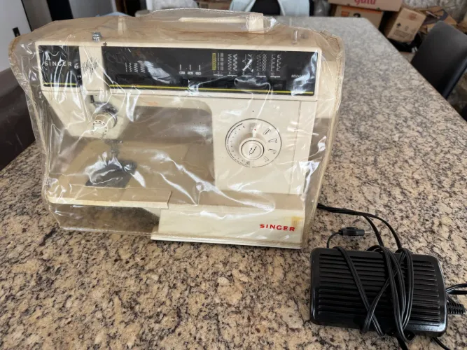 Máquina de costura SINGER 