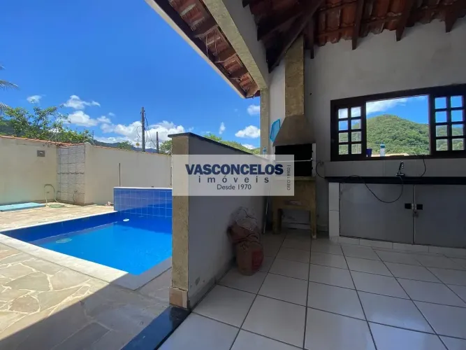 Deliciosa casa em Condomínio a 300 mts da praia Martin de Sá - Caraguatatuba