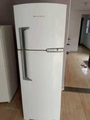 Vendo geladeira 110 frost free