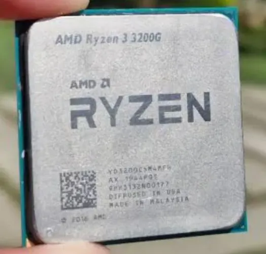 Vendo Processador AMD Ryzen 3 3200G para socket AM4.<br>