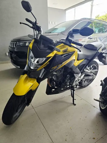 Honda CB 300 para exigentes