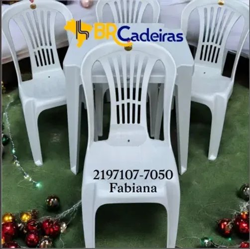 Jogo de mesa e cadeiras para Buffet