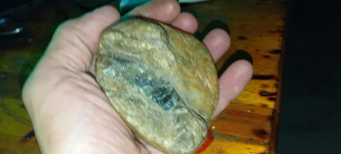Pedra Bruta interior cristalino