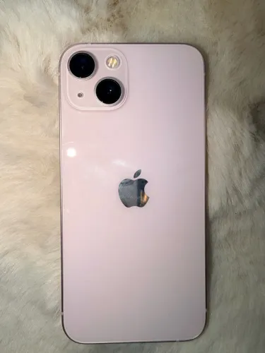 iPhone 13 rose