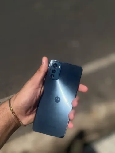 Motorola E32