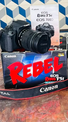 Canon T5i, flesh, radio flash, disparador , 2 lentes, mochila e rebatedor!
