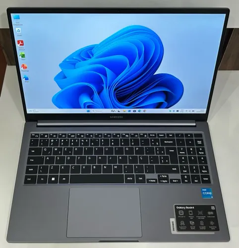 Notebook i3 13° 8GB com SSD NVME