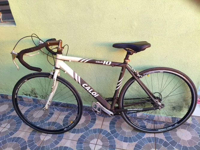 Bicicleta speed Caloi 10 alumínio bike boa e leve