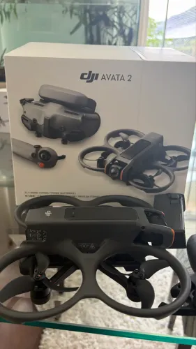 Drone DJI Avata 2 - Fly More Combo (3 baterias) - óculos goggles 3