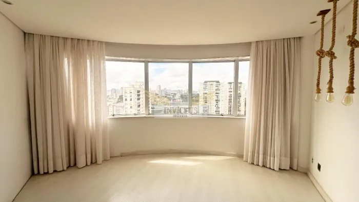 Apartamento com 2 Quartos para Comprar, 77m² - Jardim Bela Vista, Santo André/SP.
