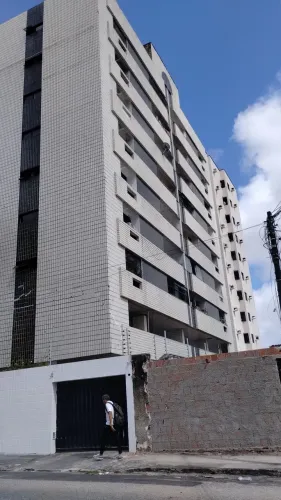 Apto a venda na aldeota.