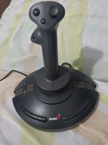 Joysticky modelo  USB F23