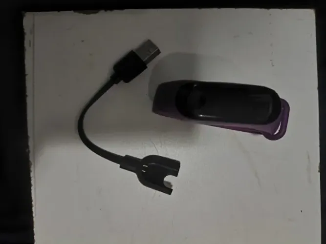 Mi Band 3 Xiaomi Com Carregador E Pulseira Não Esta Ligando (Usado)