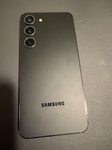 Samsung S23 - 256GB