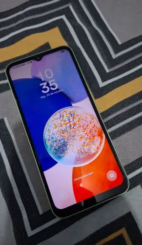 Smartphone Samsung Galaxy A14 5G 64GB 4GB/RAM Câmera Tripla Na Cor Verde - USADO