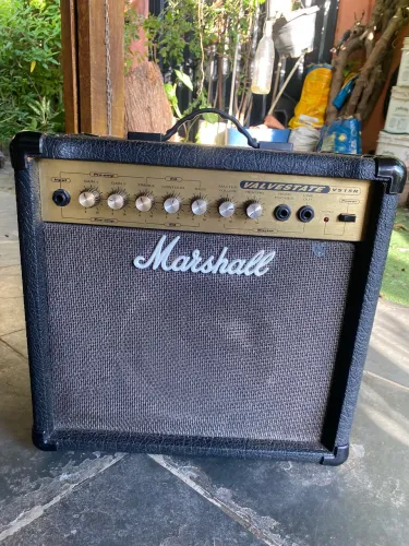 Amplificador Marshall VS15R Valvestate (Made in England) - 15W