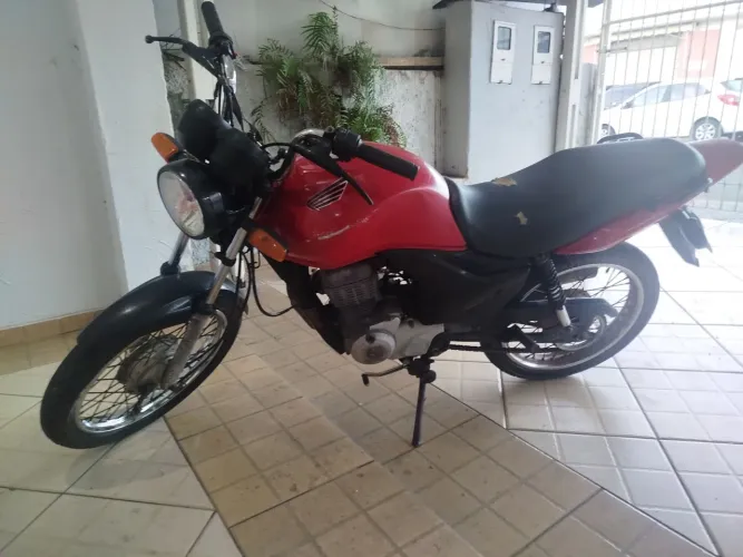 Vende-se Moto Honda Fan 125