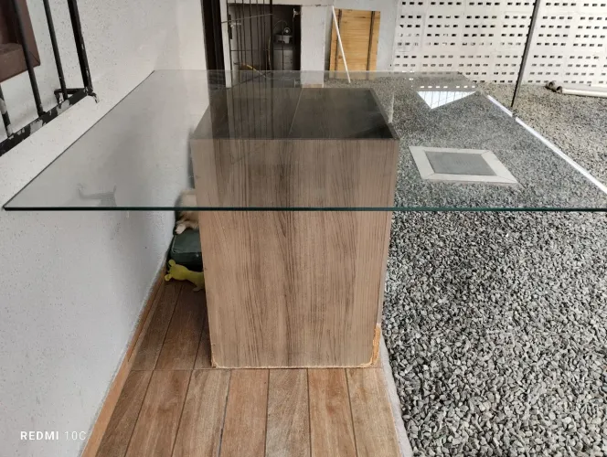 Vendo mesa de vidro 