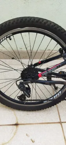 Bicicleta aro 24 