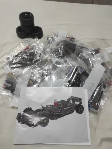 F1 FW14 Mercedes 1650 peças para montar