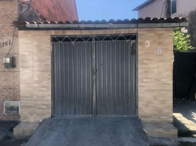 Vendo casa muito boa mesmo.